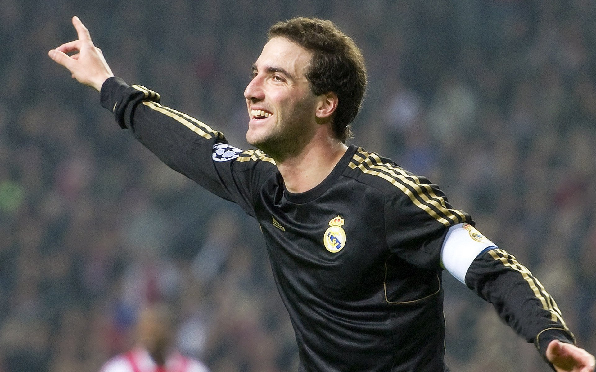 开云网页版-意甲焦点战之夜，保罗发挥堪称完美